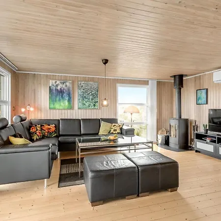 Drifa - 600m From The Sea By Interhome Semesterbostad