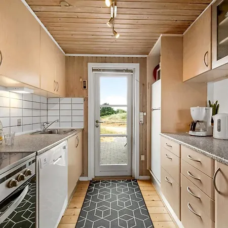 Drifa - 600m From The Sea By Interhome Feriehus