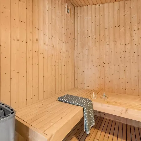 Drifa - 600m From The Sea By Interhome Feriehus