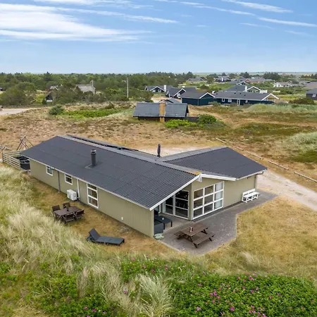 Drifa - 600m From The Sea By Interhome Feriehus *
